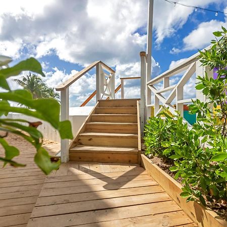 Maho Beach House - Grand Studio - Oceanview Suite Exterior photo